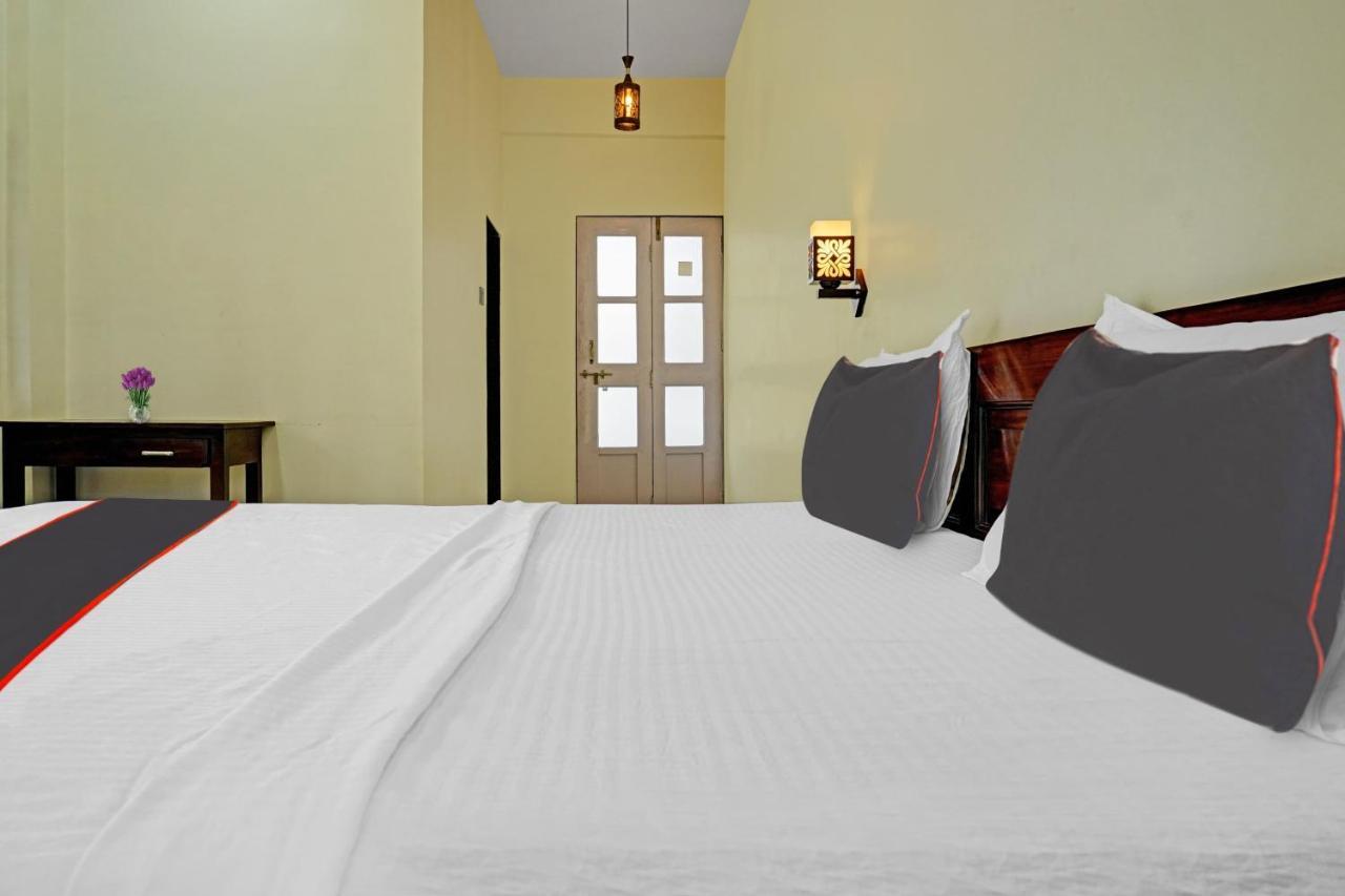 Collection O Shovi Beach View Resort アリバグ エクステリア 写真